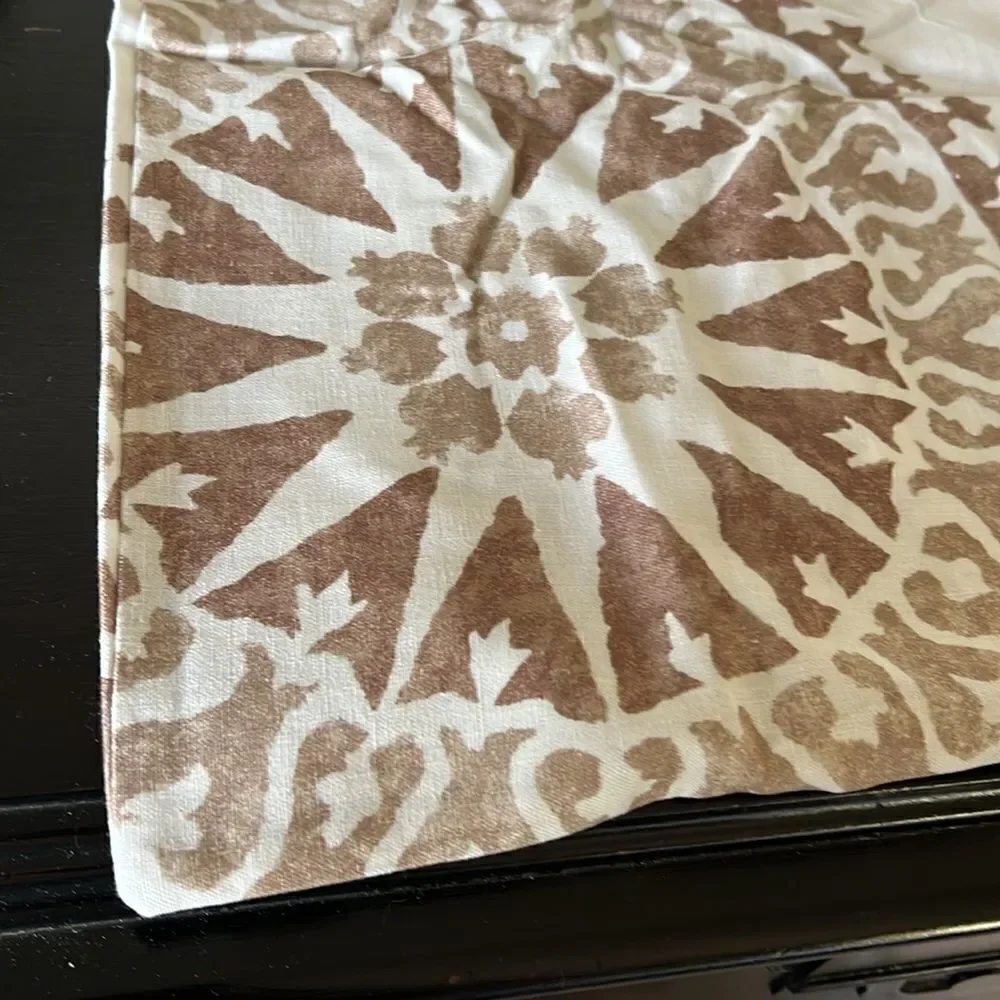 Pottery Barn Lida Star Madallion Dec Pillow Sham